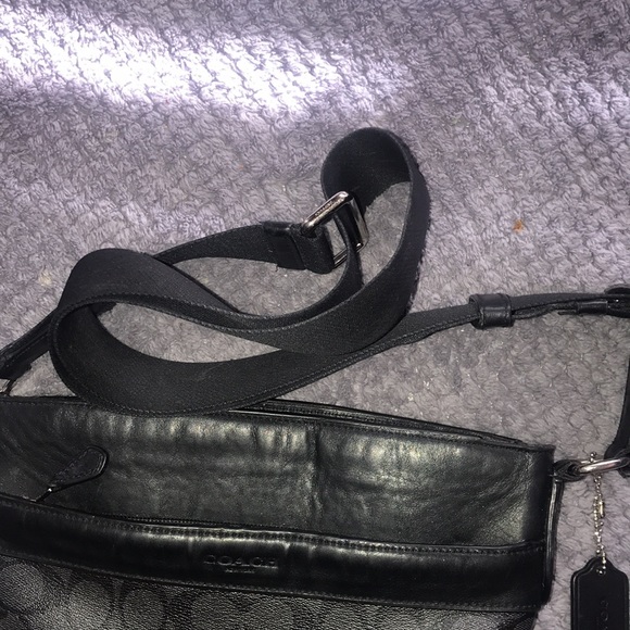 Gotham slim crossbody Coach Purse in Signature Print (Damaged) - Picture 2 of 16